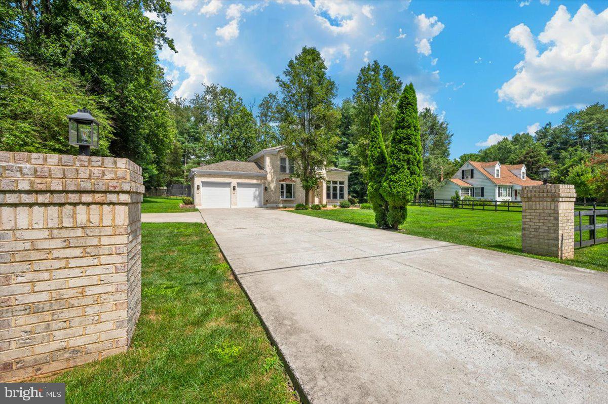 6109 COLCHESTER RD, FAIRFAX, Virginia 22030, 5 Bedrooms Bedrooms, ,4 BathroomsBathrooms,Residential,For sale,6109 COLCHESTER RD,VAFX2255222 MLS # VAFX2255222