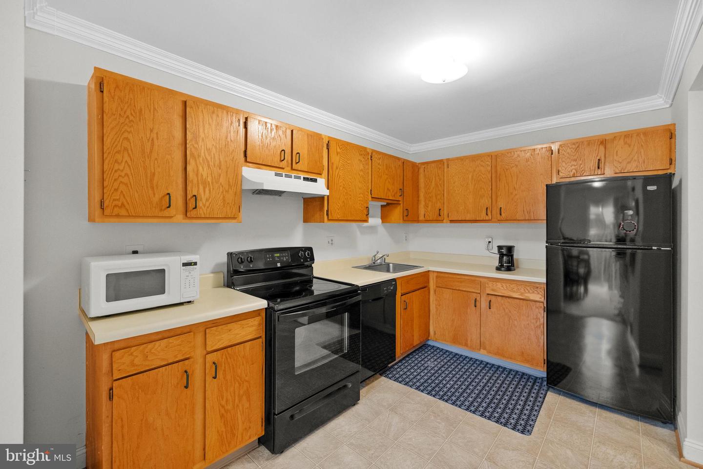 9015 SANDALWOOD DR #B, MANASSAS, Virginia 20110, 3 Bedrooms Bedrooms, ,1 BathroomBathrooms,Residential,For sale,9015 SANDALWOOD DR #B,VAMN2008680 MLS # VAMN2008680