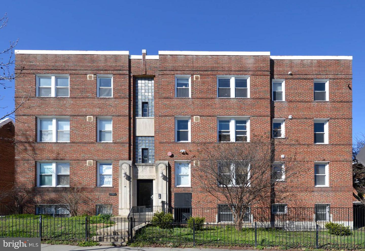 1380 BRYANT ST NE #202, WASHINGTON, District Of Columbia 20018, 1 Bedroom Bedrooms, ,1 BathroomBathrooms,Residential,For sale,1380 BRYANT ST NE #202,DCDC2210314 MLS # DCDC2210314