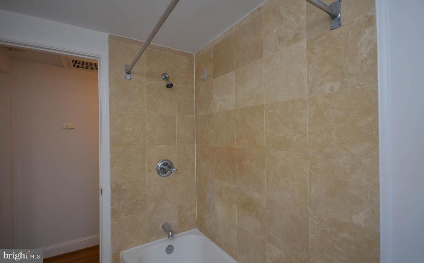 1380 BRYANT ST NE #202, WASHINGTON, District Of Columbia 20018, 1 Bedroom Bedrooms, ,1 BathroomBathrooms,Residential,For sale,1380 BRYANT ST NE #202,DCDC2210314 MLS # DCDC2210314