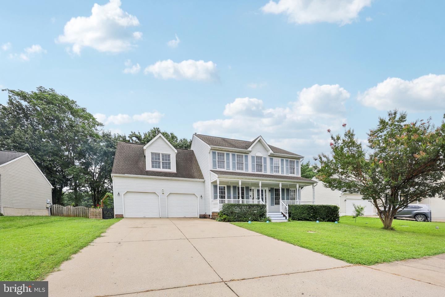11607 RIVER MEADOWS WAY, FREDERICKSBURG, Virginia 22408, 4 Bedrooms Bedrooms, ,2 BathroomsBathrooms,Residential,For sale,11607 RIVER MEADOWS WAY,VASP2034690 MLS # VASP2034690