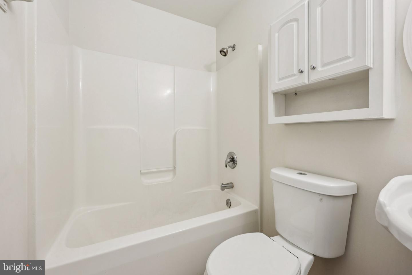 11607 RIVER MEADOWS WAY, FREDERICKSBURG, Virginia 22408, 4 Bedrooms Bedrooms, ,2 BathroomsBathrooms,Residential,For sale,11607 RIVER MEADOWS WAY,VASP2034690 MLS # VASP2034690