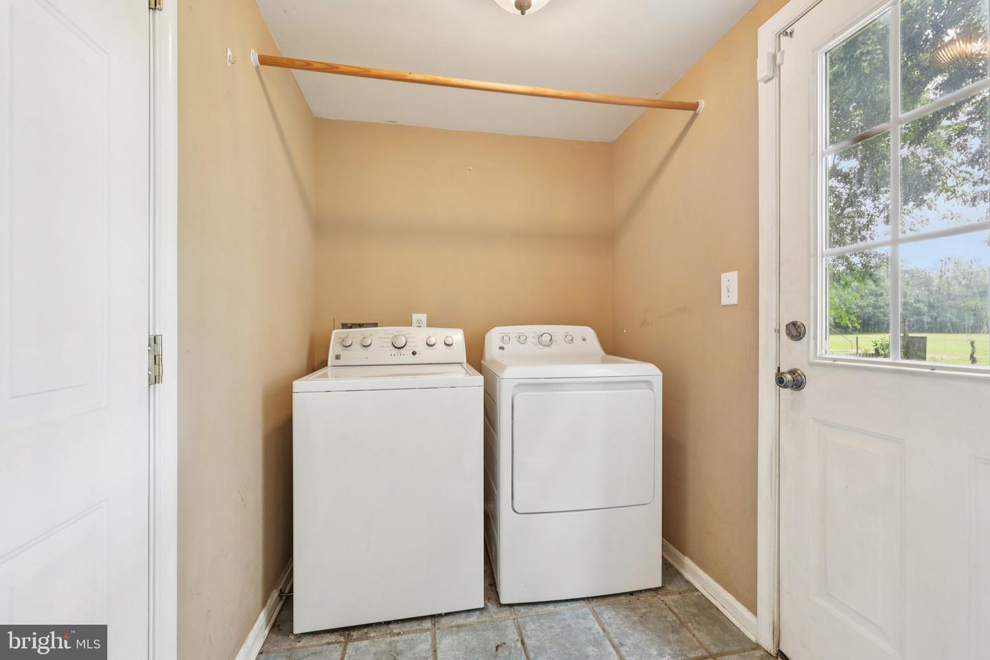 11607 RIVER MEADOWS WAY, FREDERICKSBURG, Virginia 22408, 4 Bedrooms Bedrooms, ,2 BathroomsBathrooms,Residential,For sale,11607 RIVER MEADOWS WAY,VASP2034690 MLS # VASP2034690