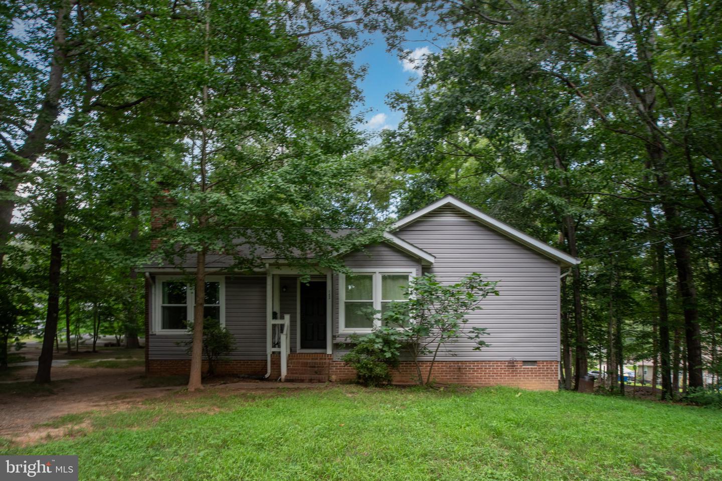 142 WOODLAND DR, STAFFORD, Virginia 22556, 2 Bedrooms Bedrooms, ,2 BathroomsBathrooms,Residential,For sale,142 WOODLAND DR,VAST2040878 MLS # VAST2040878