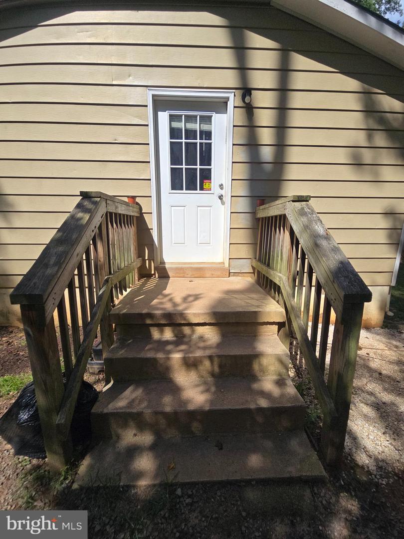 785 HOLLY CORNER RD, FREDERICKSBURG, Virginia 22406, 3 Bedrooms Bedrooms, ,2 BathroomsBathrooms,Residential,For sale,785 HOLLY CORNER RD,VAST2040880 MLS # VAST2040880