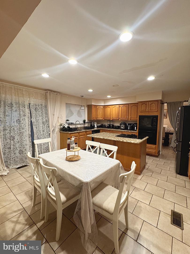 9203 MATTHEW DR, MANASSAS PARK, Virginia 20111, 4 Bedrooms Bedrooms, ,3 BathroomsBathrooms,Residential,For sale,9203 MATTHEW DR,VAMP2003166 MLS # VAMP2003166