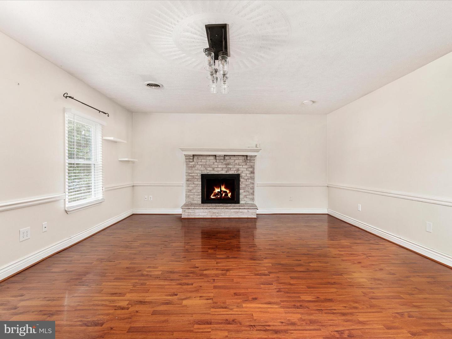 211 KILLDEER RD, STEPHENS CITY, Virginia 22655, 4 Bedrooms Bedrooms, ,2 BathroomsBathrooms,Residential,For sale,211 KILLDEER RD,VAFV2035484 MLS # VAFV2035484