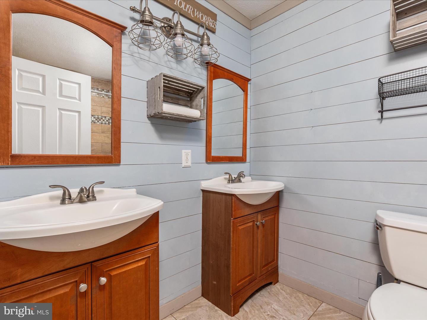 211 KILLDEER RD, STEPHENS CITY, Virginia 22655, 4 Bedrooms Bedrooms, ,2 BathroomsBathrooms,Residential,For sale,211 KILLDEER RD,VAFV2035484 MLS # VAFV2035484