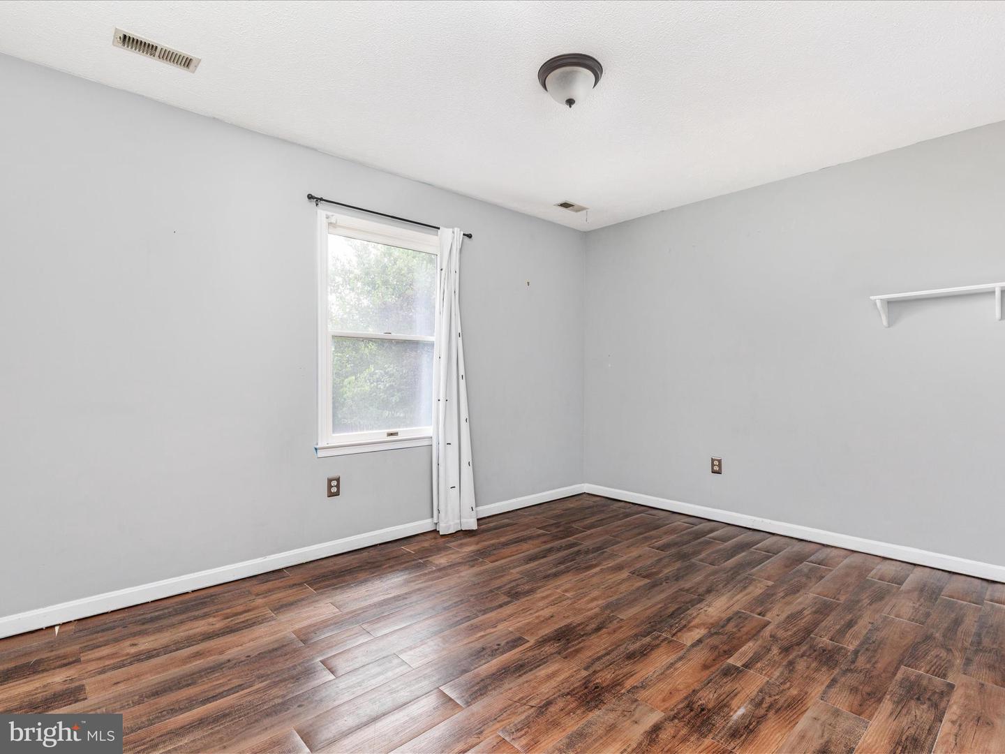 211 KILLDEER RD, STEPHENS CITY, Virginia 22655, 4 Bedrooms Bedrooms, ,2 BathroomsBathrooms,Residential,For sale,211 KILLDEER RD,VAFV2035484 MLS # VAFV2035484