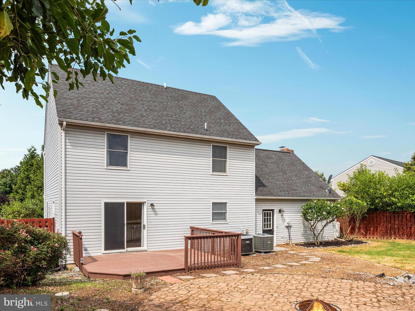 211 KILLDEER RD, STEPHENS CITY, Virginia 22655, 4 Bedrooms Bedrooms, ,2 BathroomsBathrooms,Residential,For sale,211 KILLDEER RD,VAFV2035484 MLS # VAFV2035484