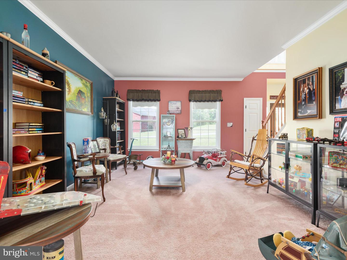 115 SAVANNAH DR, STRASBURG, Virginia 22657, 5 Bedrooms Bedrooms, ,4 BathroomsBathrooms,Residential,For sale,115 SAVANNAH DR,VASH2012002 MLS # VASH2012002