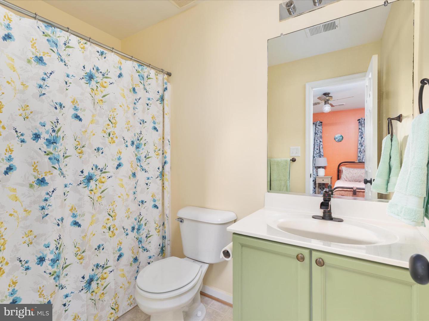 115 SAVANNAH DR, STRASBURG, Virginia 22657, 5 Bedrooms Bedrooms, ,4 BathroomsBathrooms,Residential,For sale,115 SAVANNAH DR,VASH2012002 MLS # VASH2012002