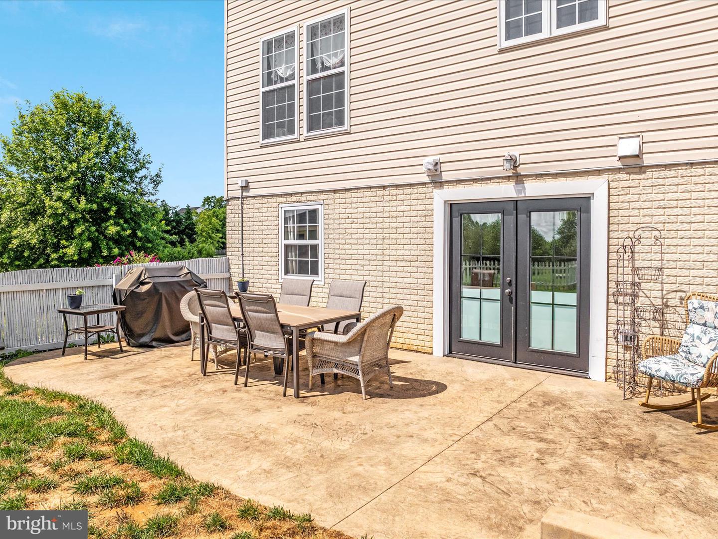 115 SAVANNAH DR, STRASBURG, Virginia 22657, 5 Bedrooms Bedrooms, ,4 BathroomsBathrooms,Residential,For sale,115 SAVANNAH DR,VASH2012002 MLS # VASH2012002