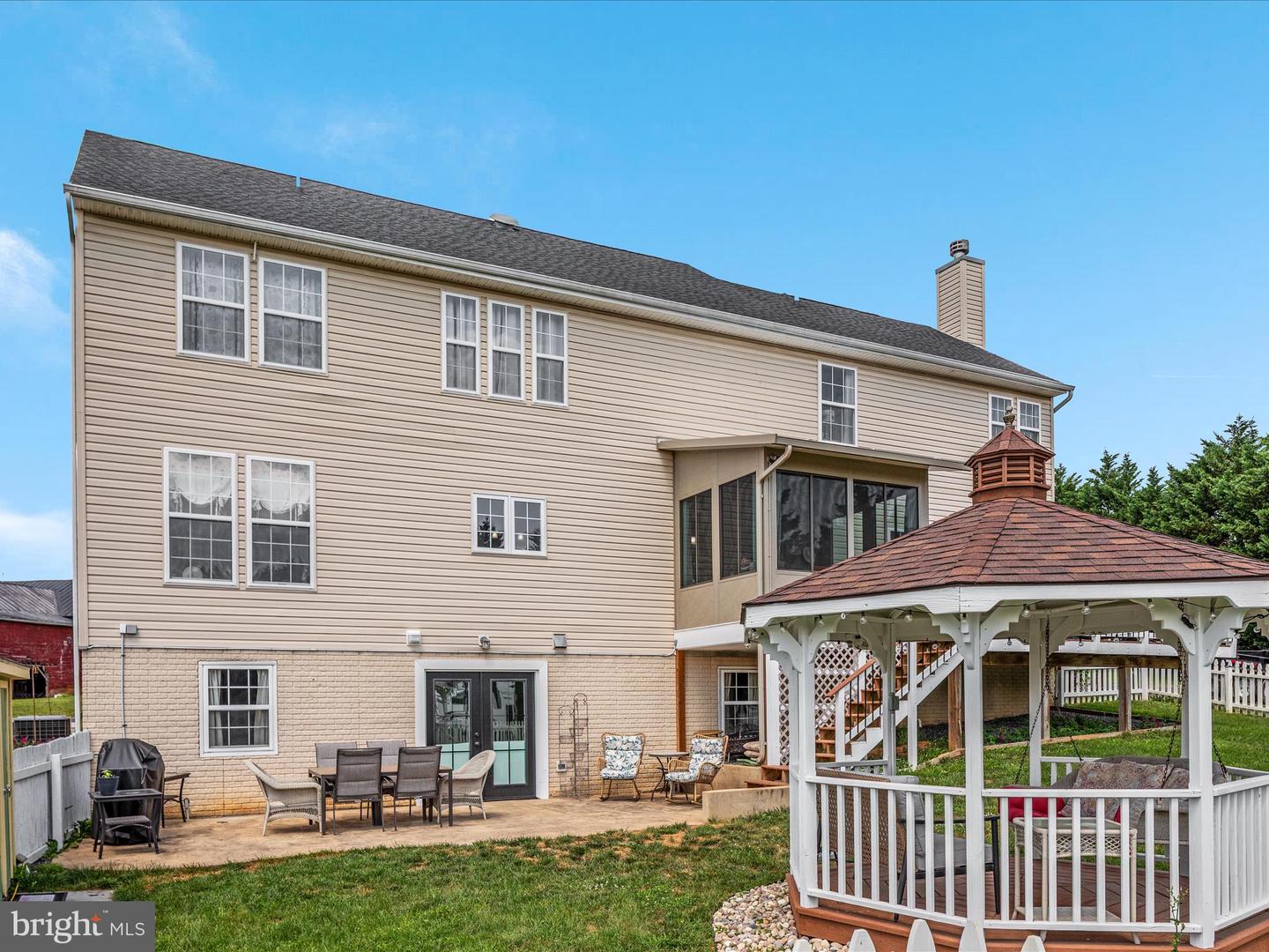 115 SAVANNAH DR, STRASBURG, Virginia 22657, 5 Bedrooms Bedrooms, ,4 BathroomsBathrooms,Residential,For sale,115 SAVANNAH DR,VASH2012002 MLS # VASH2012002