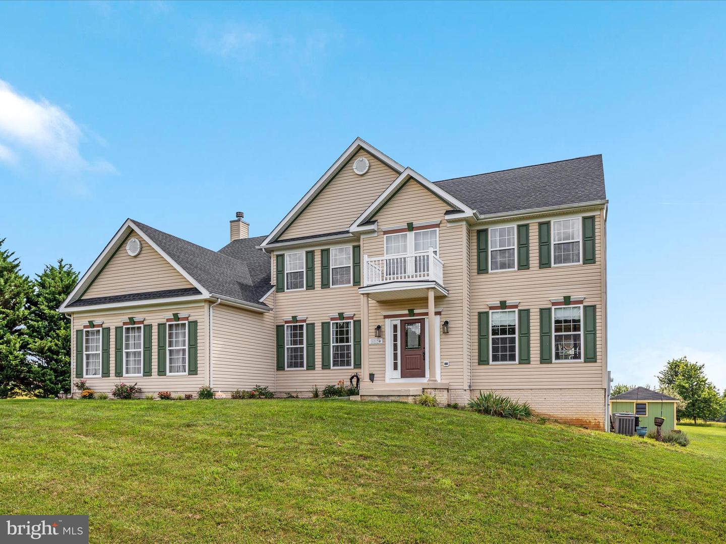 115 SAVANNAH DR, STRASBURG, Virginia 22657, 5 Bedrooms Bedrooms, ,4 BathroomsBathrooms,Residential,For sale,115 SAVANNAH DR,VASH2012002 MLS # VASH2012002