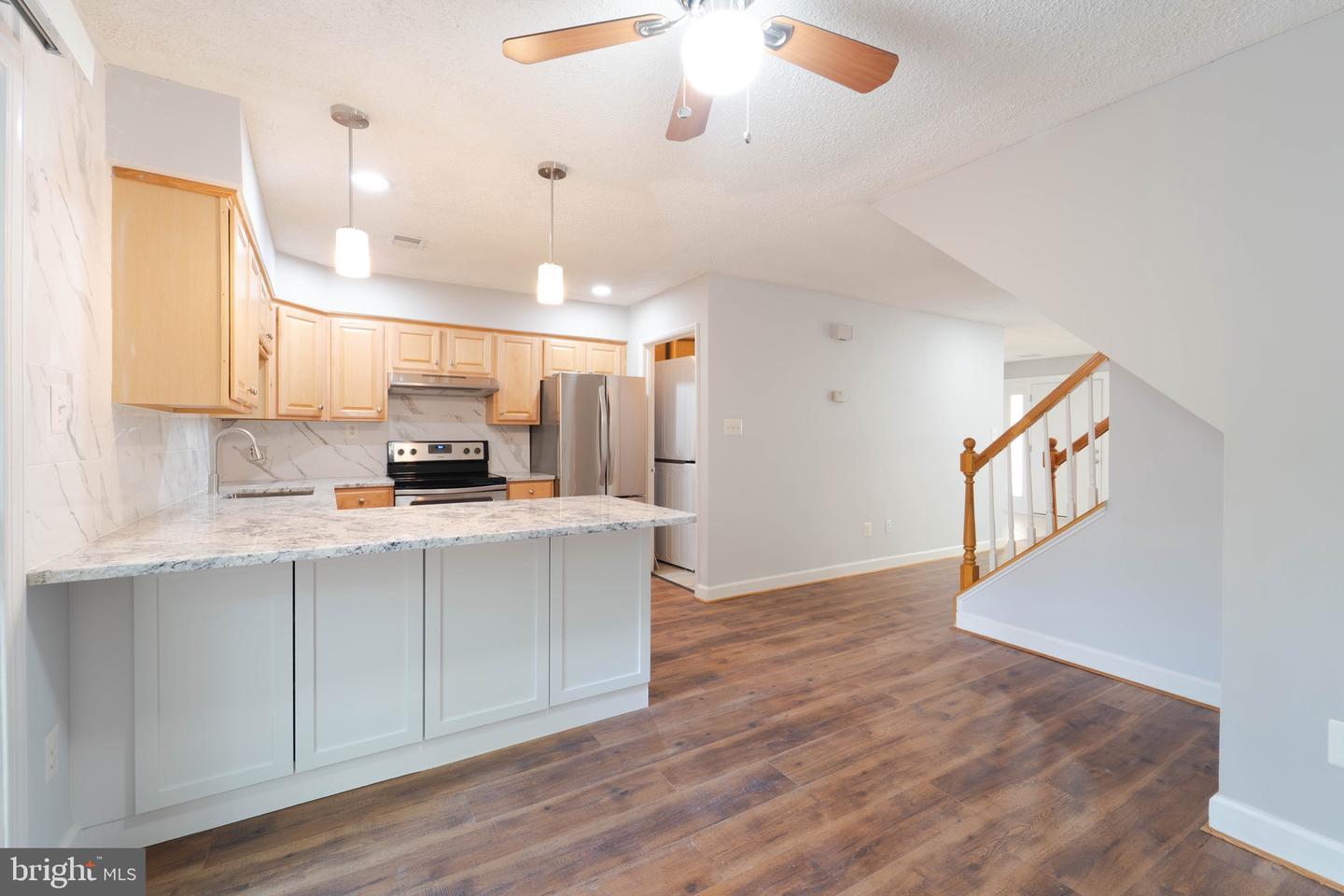 2221 SOUTHGATE SQ, RESTON, Virginia 20191, 3 Bedrooms Bedrooms, ,1 BathroomBathrooms,Residential,For sale,2221 SOUTHGATE SQ,VAFX2255914 MLS # VAFX2255914