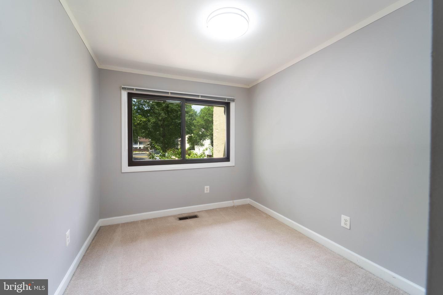 2221 SOUTHGATE SQ, RESTON, Virginia 20191, 3 Bedrooms Bedrooms, ,1 BathroomBathrooms,Residential,For sale,2221 SOUTHGATE SQ,VAFX2255914 MLS # VAFX2255914