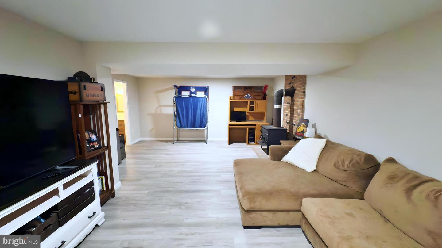 15310 EDGEHILL DR, DUMFRIES, Virginia 22025, 4 Bedrooms Bedrooms, 5 Rooms Rooms,3 BathroomsBathrooms,Residential,For sale,15310 EDGEHILL DR,VAPW2099380 MLS # VAPW2099380