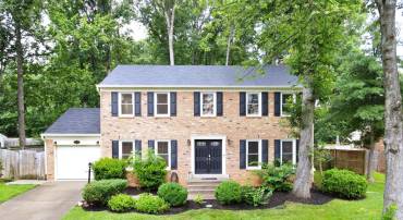 15310 EDGEHILL DR, DUMFRIES, Virginia 22025, 4 Bedrooms Bedrooms, 5 Rooms Rooms,3 BathroomsBathrooms,Residential,For sale,15310 EDGEHILL DR,VAPW2099380 MLS # VAPW2099380