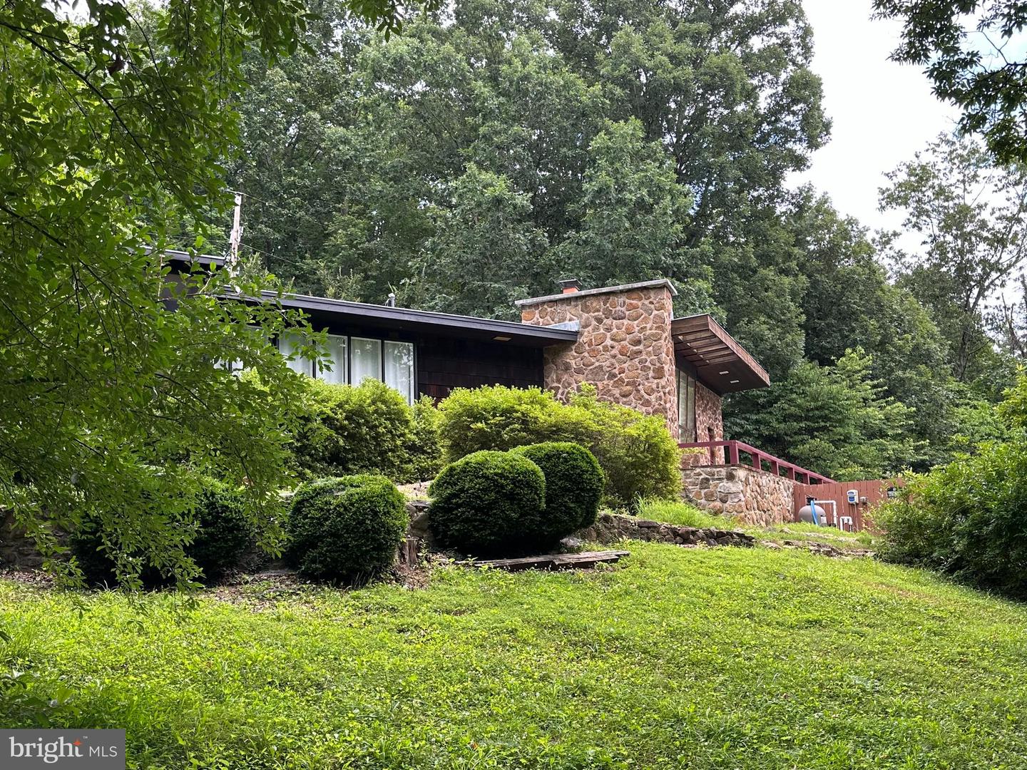 181 HAWKSBILL PINES RD, STANLEY, Virginia 22851, 2 Bedrooms Bedrooms, ,1 BathroomBathrooms,Residential,For sale,181 HAWKSBILL PINES RD,VAPA2005138 MLS # VAPA2005138