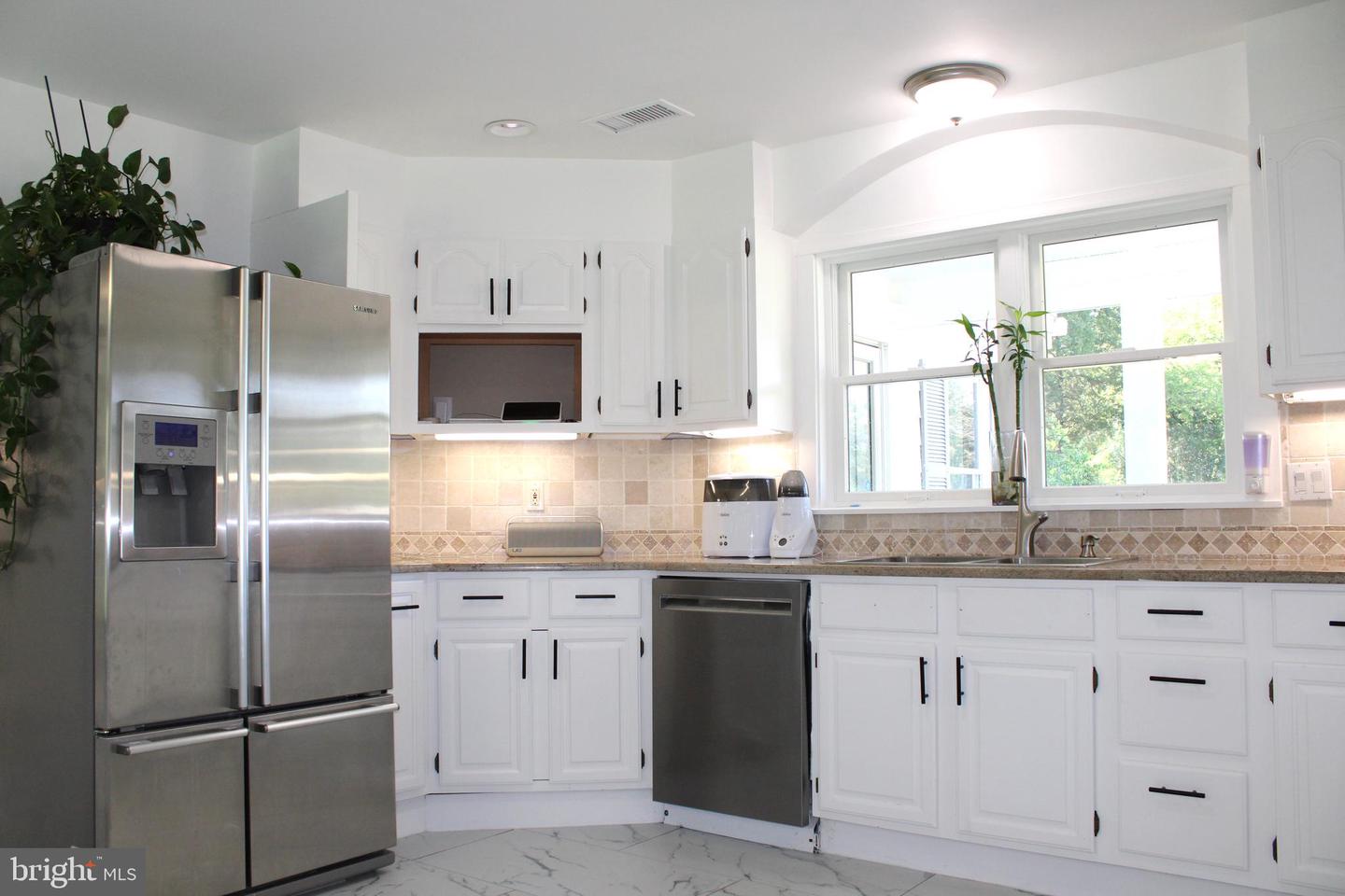 15620 COMPTON RD, CENTREVILLE, Virginia 20121, 4 Bedrooms Bedrooms, ,2 BathroomsBathrooms,Residential,For sale,15620 COMPTON RD,VAFX2255980 MLS # VAFX2255980