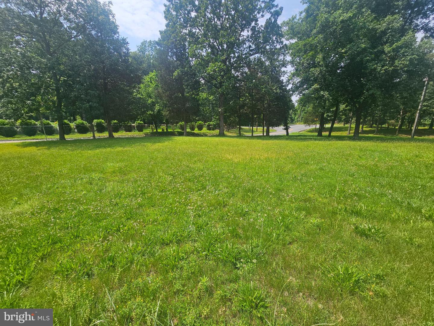 15620 COMPTON RD, CENTREVILLE, Virginia 20121, 4 Bedrooms Bedrooms, ,2 BathroomsBathrooms,Residential,For sale,15620 COMPTON RD,VAFX2255980 MLS # VAFX2255980