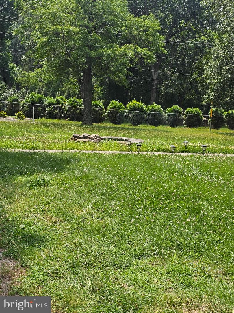 15620 COMPTON RD, CENTREVILLE, Virginia 20121, 4 Bedrooms Bedrooms, ,2 BathroomsBathrooms,Residential,For sale,15620 COMPTON RD,VAFX2255980 MLS # VAFX2255980
