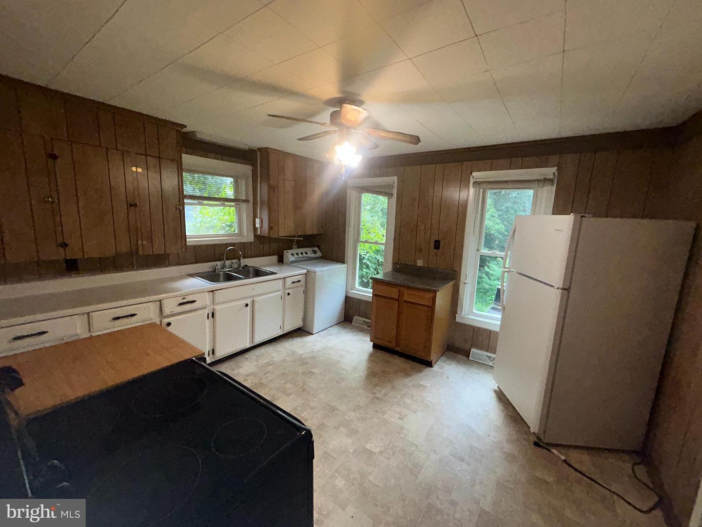 161 MAIN ST E, ORANGE, Virginia 22960, 3 Bedrooms Bedrooms, ,1 BathroomBathrooms,Residential,For sale,161 MAIN ST E,VAOR2010226 MLS # VAOR2010226