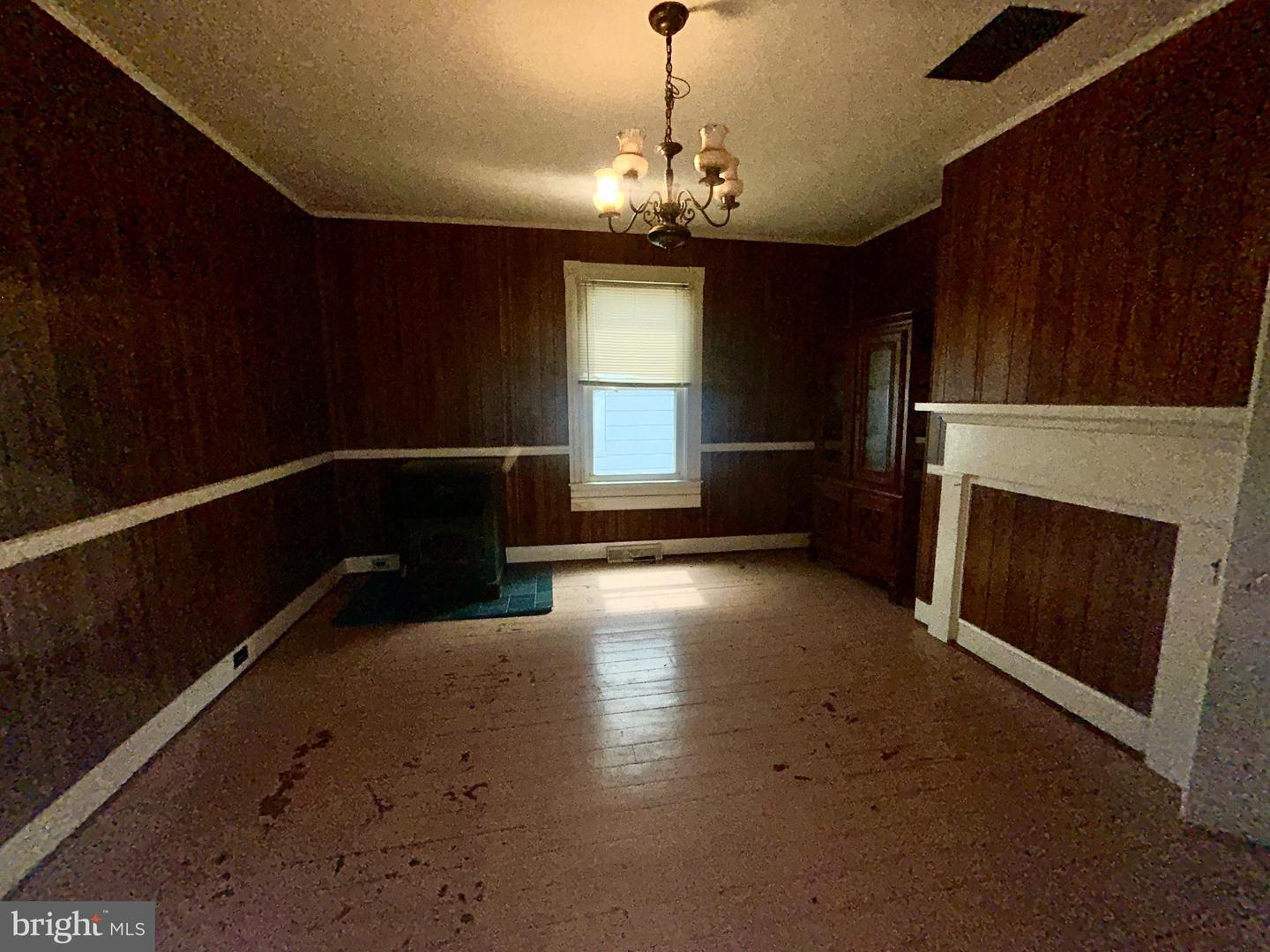 161 MAIN ST E, ORANGE, Virginia 22960, 3 Bedrooms Bedrooms, ,1 BathroomBathrooms,Residential,For sale,161 MAIN ST E,VAOR2010226 MLS # VAOR2010226
