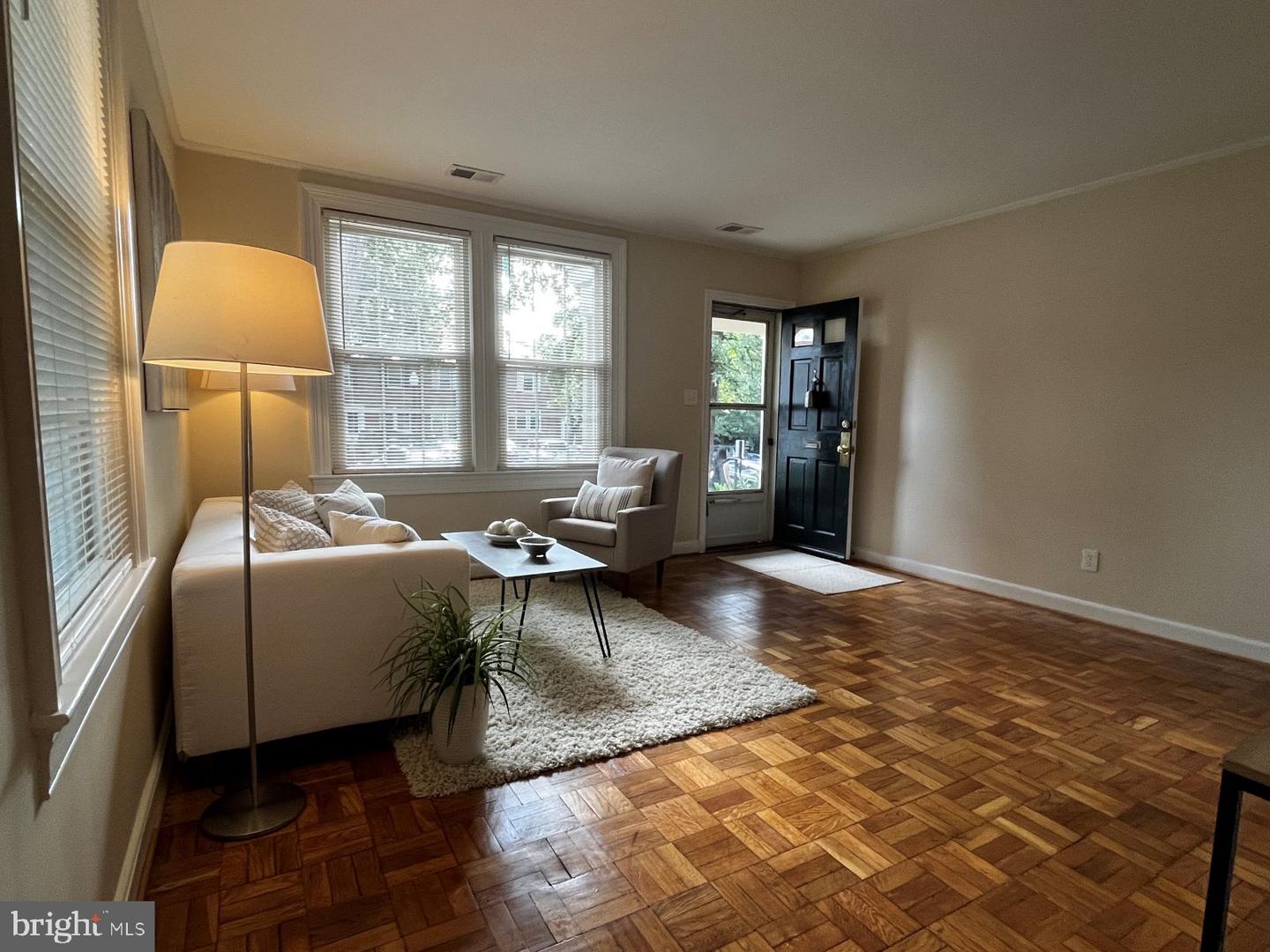 1400 S BARTON ST #435, ARLINGTON, Virginia 22204, 1 Bedroom Bedrooms, 5 Rooms Rooms,1 BathroomBathrooms,Residential,For sale,1400 S BARTON ST #435,VAAR2060926 MLS # VAAR2060926