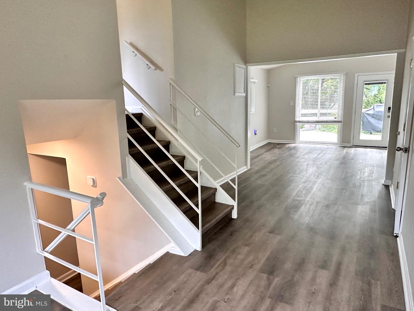 4103 IVANHOE LN, ALEXANDRIA, Virginia 22310, 5 Bedrooms Bedrooms, ,2 BathroomsBathrooms,Residential,For sale,4103 IVANHOE LN,VAFX2256058 MLS # VAFX2256058