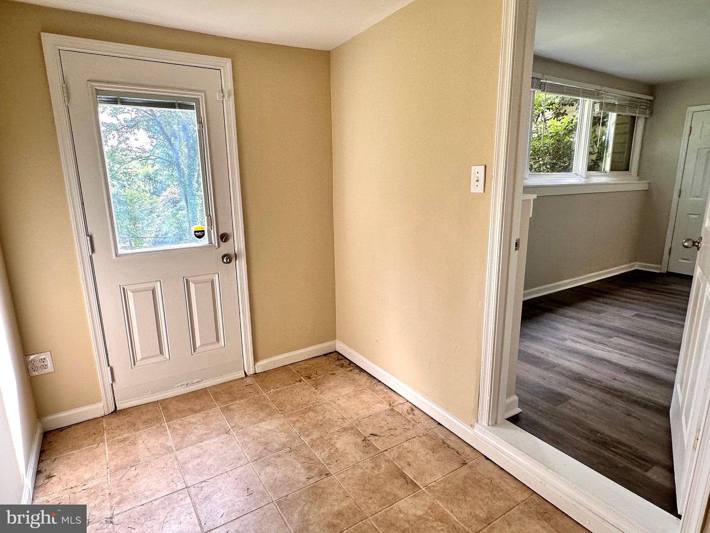 4103 IVANHOE LN, ALEXANDRIA, Virginia 22310, 5 Bedrooms Bedrooms, ,2 BathroomsBathrooms,Residential,For sale,4103 IVANHOE LN,VAFX2256058 MLS # VAFX2256058