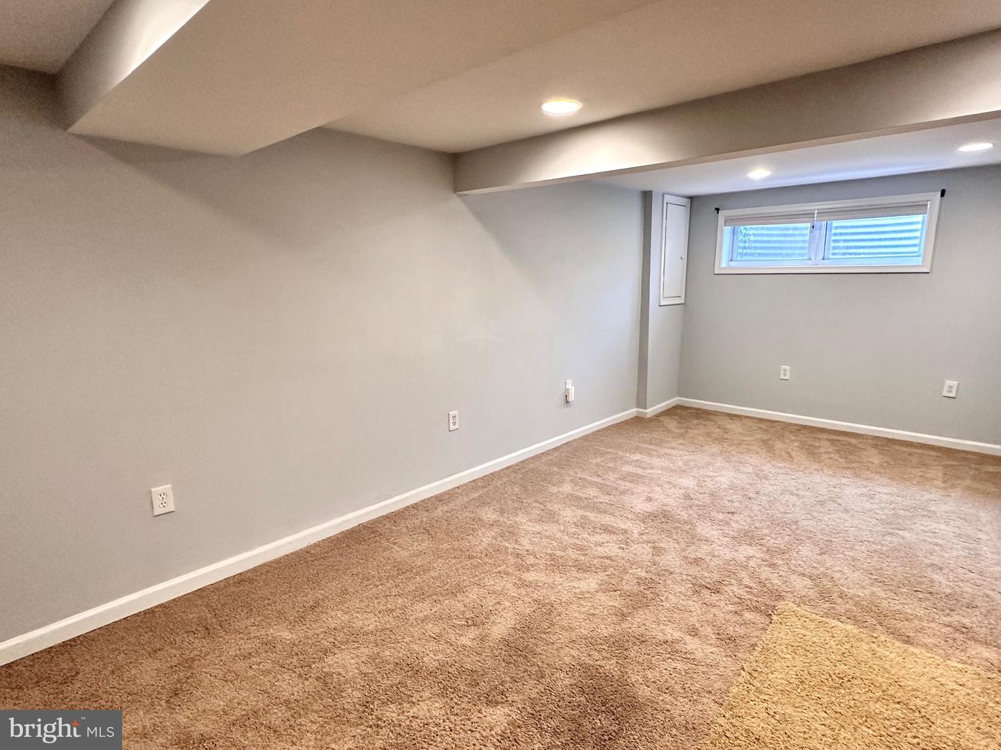 4103 IVANHOE LN, ALEXANDRIA, Virginia 22310, 5 Bedrooms Bedrooms, ,2 BathroomsBathrooms,Residential,For sale,4103 IVANHOE LN,VAFX2256058 MLS # VAFX2256058