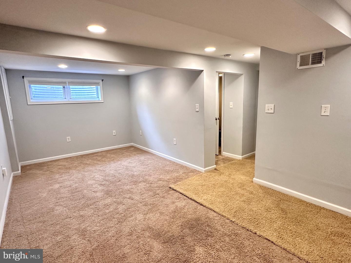 4103 IVANHOE LN, ALEXANDRIA, Virginia 22310, 5 Bedrooms Bedrooms, ,2 BathroomsBathrooms,Residential,For sale,4103 IVANHOE LN,VAFX2256058 MLS # VAFX2256058