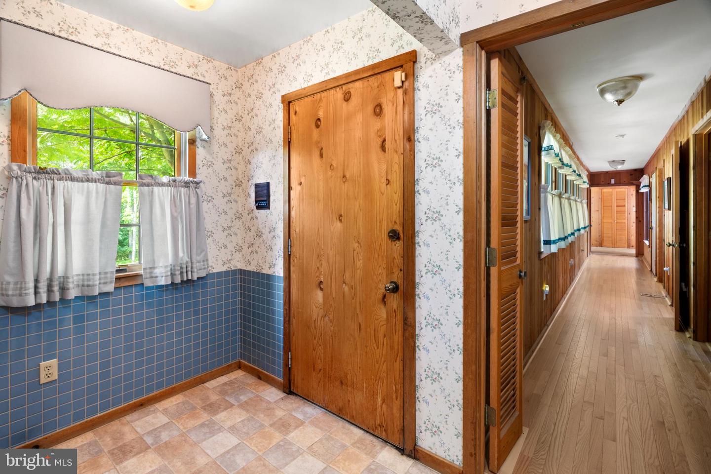 1147 MILL RD, WOODSTOCK, Virginia 22664, 3 Bedrooms Bedrooms, ,3 BathroomsBathrooms,Residential,For sale,1147 MILL RD,VASH2012016 MLS # VASH2012016