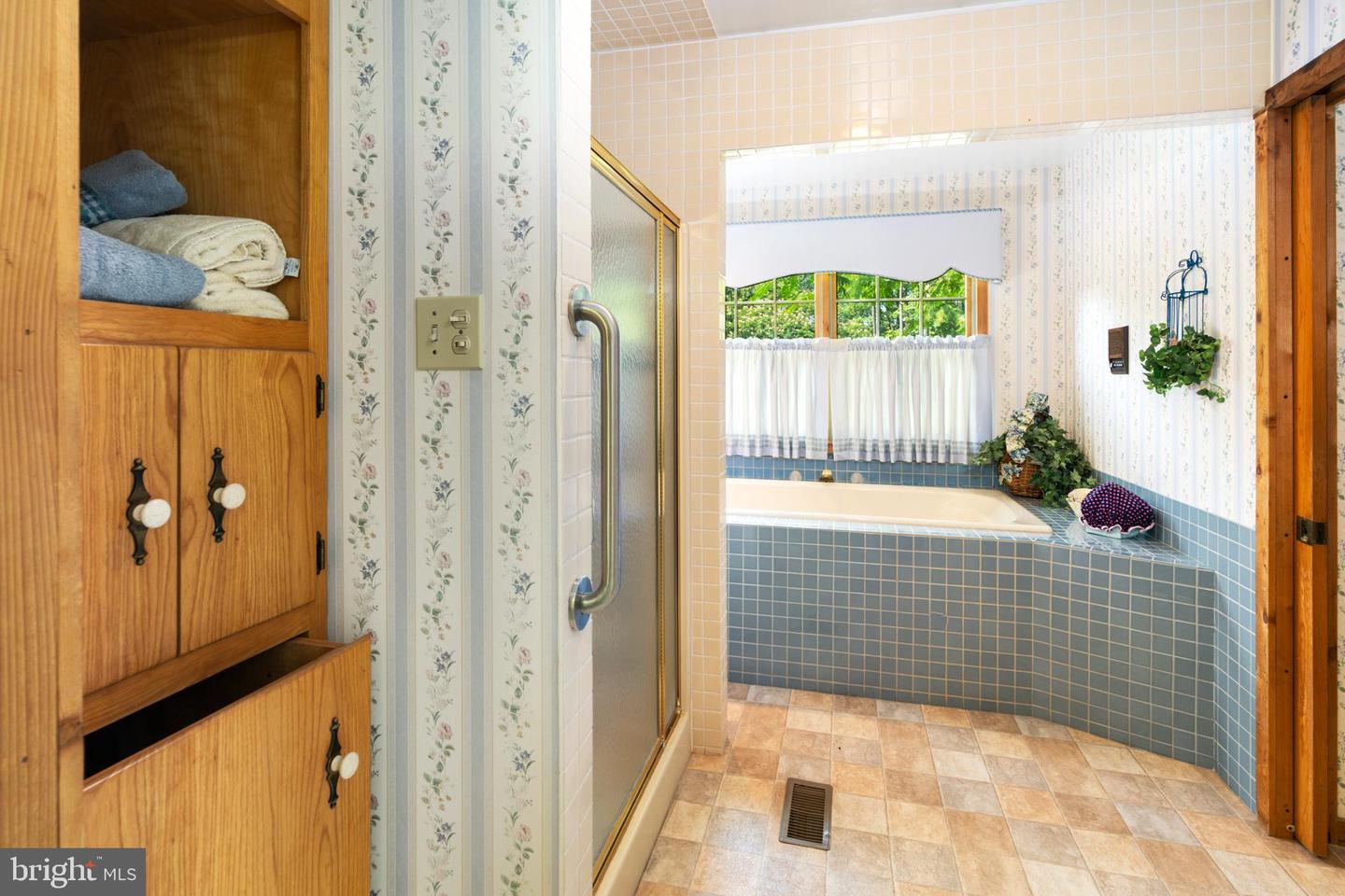1147 MILL RD, WOODSTOCK, Virginia 22664, 3 Bedrooms Bedrooms, ,3 BathroomsBathrooms,Residential,For sale,1147 MILL RD,VASH2012016 MLS # VASH2012016