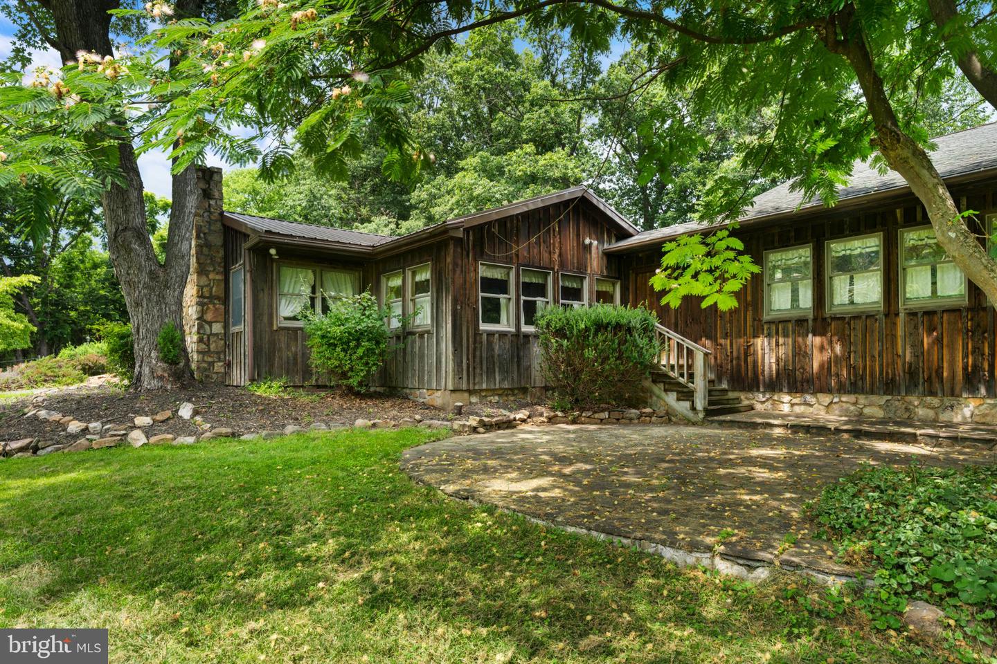 1147 MILL RD, WOODSTOCK, Virginia 22664, 3 Bedrooms Bedrooms, ,3 BathroomsBathrooms,Residential,For sale,1147 MILL RD,VASH2012016 MLS # VASH2012016