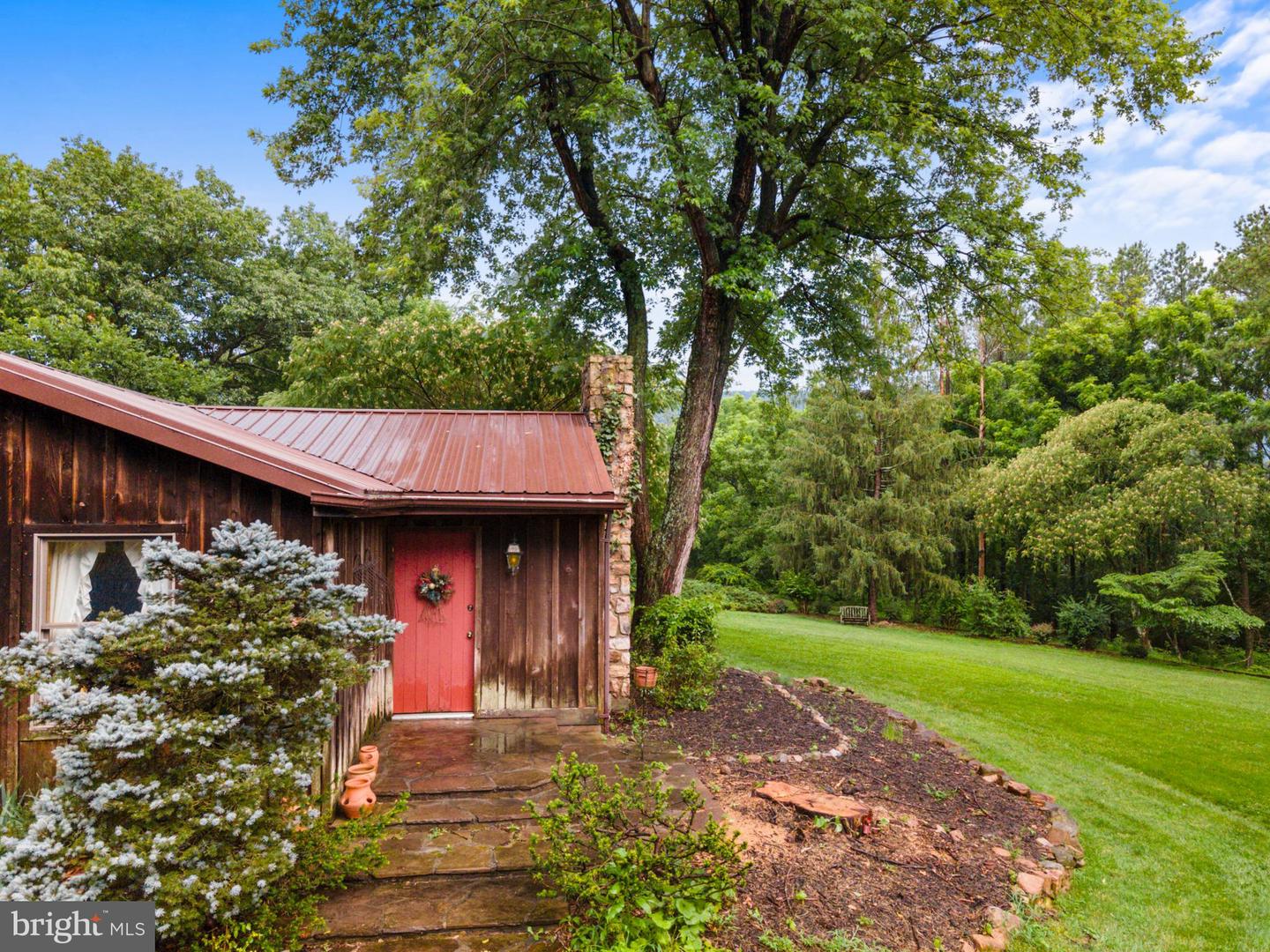 1147 MILL RD, WOODSTOCK, Virginia 22664, 3 Bedrooms Bedrooms, ,3 BathroomsBathrooms,Residential,For sale,1147 MILL RD,VASH2012016 MLS # VASH2012016