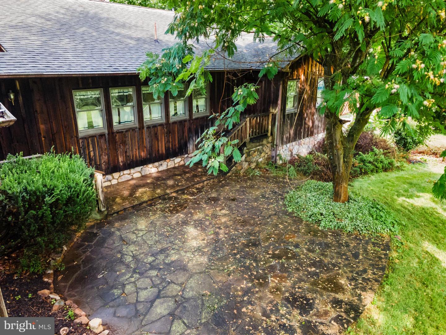 1147 MILL RD, WOODSTOCK, Virginia 22664, 3 Bedrooms Bedrooms, ,3 BathroomsBathrooms,Residential,For sale,1147 MILL RD,VASH2012016 MLS # VASH2012016