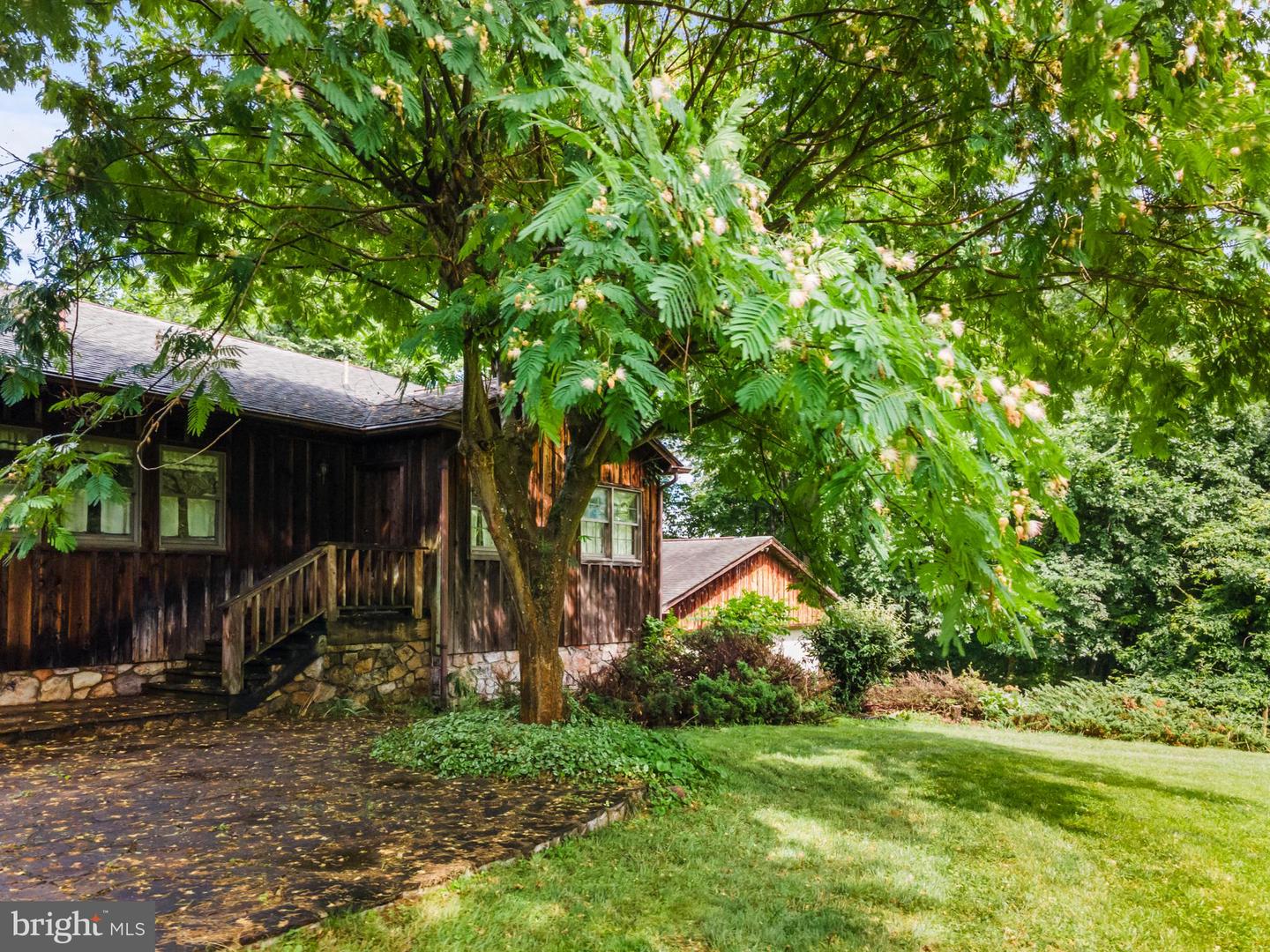 1147 MILL RD, WOODSTOCK, Virginia 22664, 3 Bedrooms Bedrooms, ,3 BathroomsBathrooms,Residential,For sale,1147 MILL RD,VASH2012016 MLS # VASH2012016