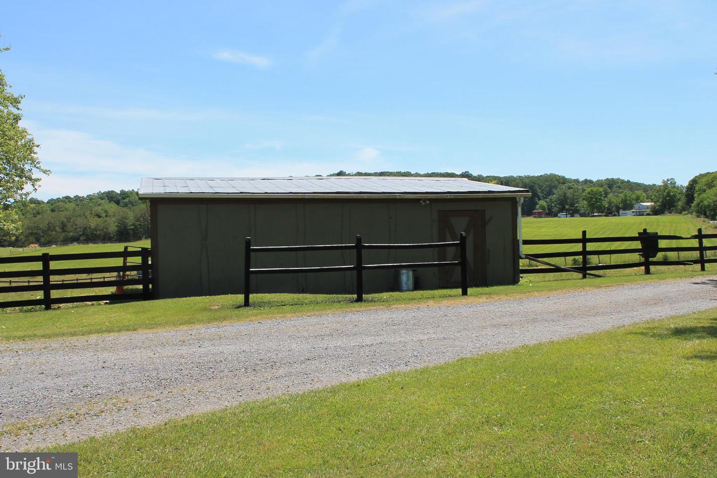 1615 PLEASANT VIEW RD, MOUNT JACKSON, Virginia 22842, 4 Bedrooms Bedrooms, ,2 BathroomsBathrooms,Residential,For sale,1615 PLEASANT VIEW RD,VASH2012018 MLS # VASH2012018