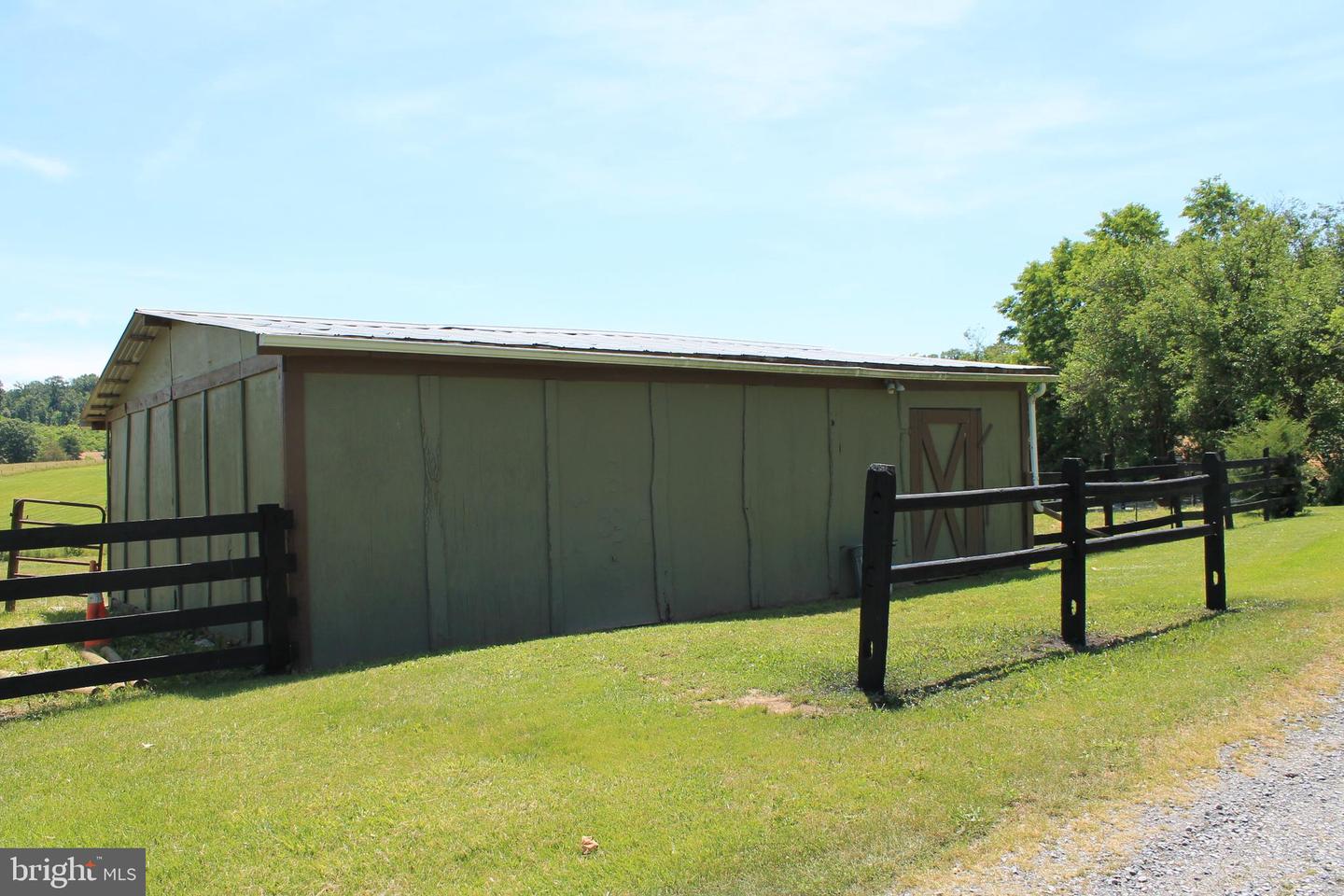 1615 PLEASANT VIEW RD, MOUNT JACKSON, Virginia 22842, 4 Bedrooms Bedrooms, ,2 BathroomsBathrooms,Residential,For sale,1615 PLEASANT VIEW RD,VASH2012018 MLS # VASH2012018