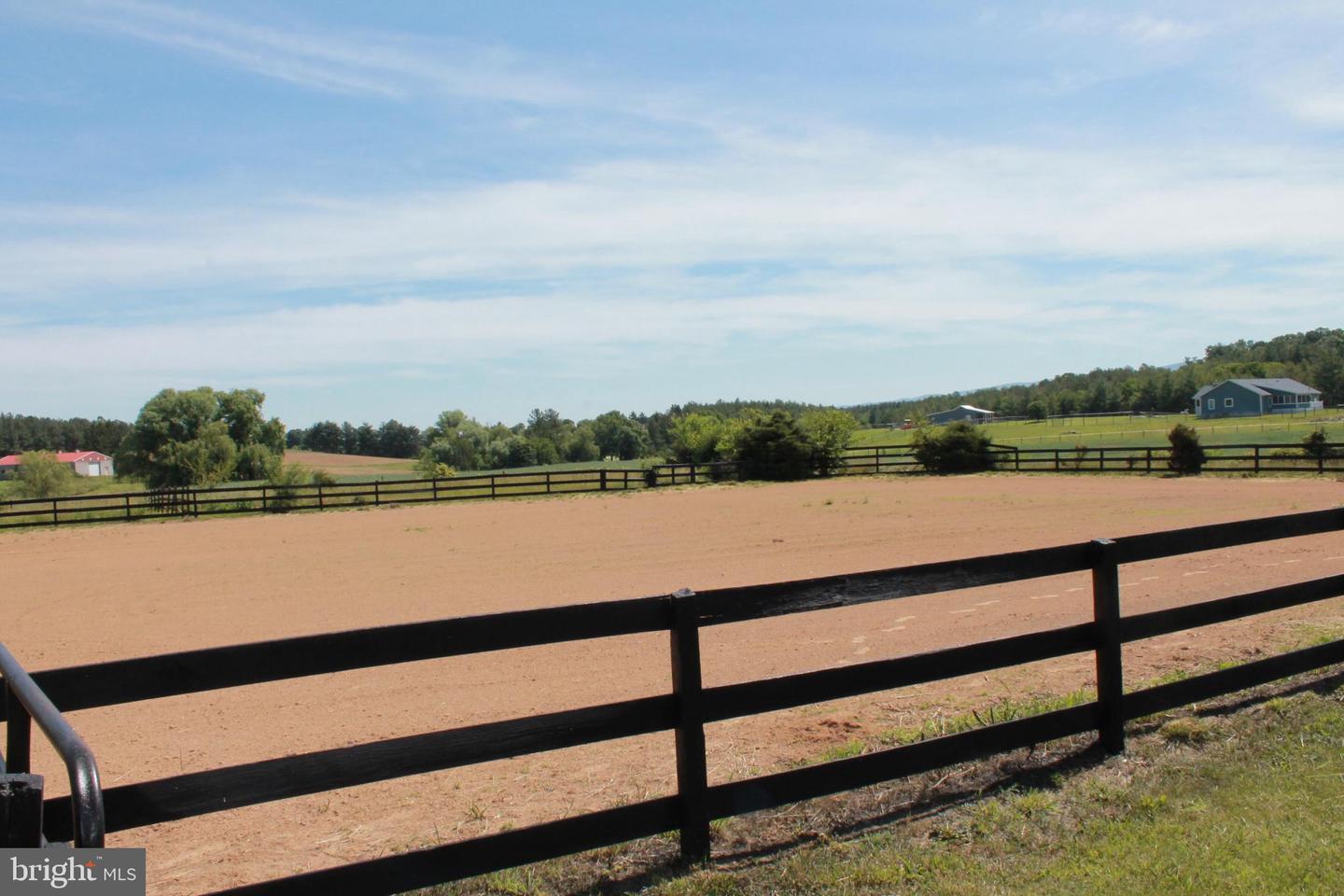 1615 PLEASANT VIEW RD, MOUNT JACKSON, Virginia 22842, 4 Bedrooms Bedrooms, ,2 BathroomsBathrooms,Residential,For sale,1615 PLEASANT VIEW RD,VASH2012018 MLS # VASH2012018