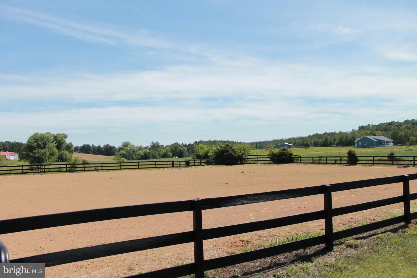 1615 PLEASANT VIEW RD, MOUNT JACKSON, Virginia 22842, 4 Bedrooms Bedrooms, ,2 BathroomsBathrooms,Residential,For sale,1615 PLEASANT VIEW RD,VASH2012018 MLS # VASH2012018