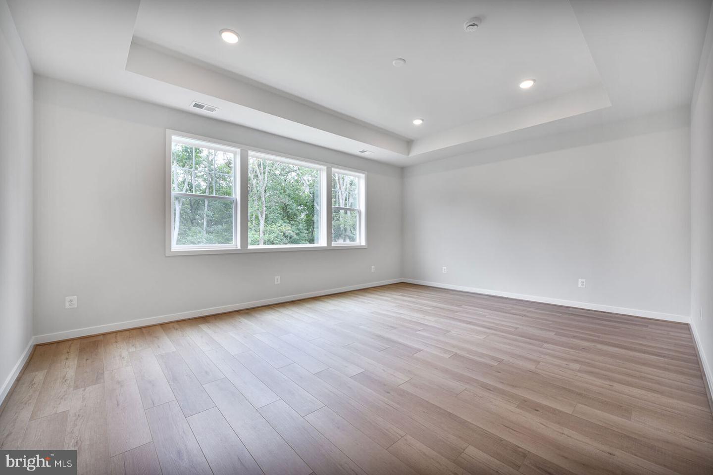 42018 NIGHT NURSE CIR, ASHBURN, Virginia 20148, 6 Bedrooms Bedrooms, ,5 BathroomsBathrooms,Residential,For sale,42018 NIGHT NURSE CIR,VALO2102430 MLS # VALO2102430