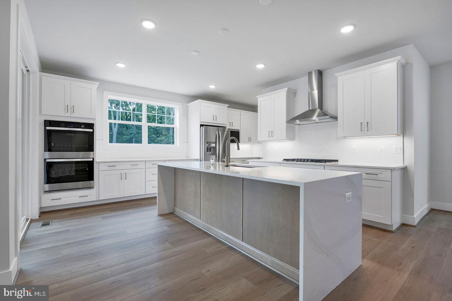 42018 NIGHT NURSE CIR, ASHBURN, Virginia 20148, 6 Bedrooms Bedrooms, ,5 BathroomsBathrooms,Residential,For sale,42018 NIGHT NURSE CIR,VALO2102430 MLS # VALO2102430
