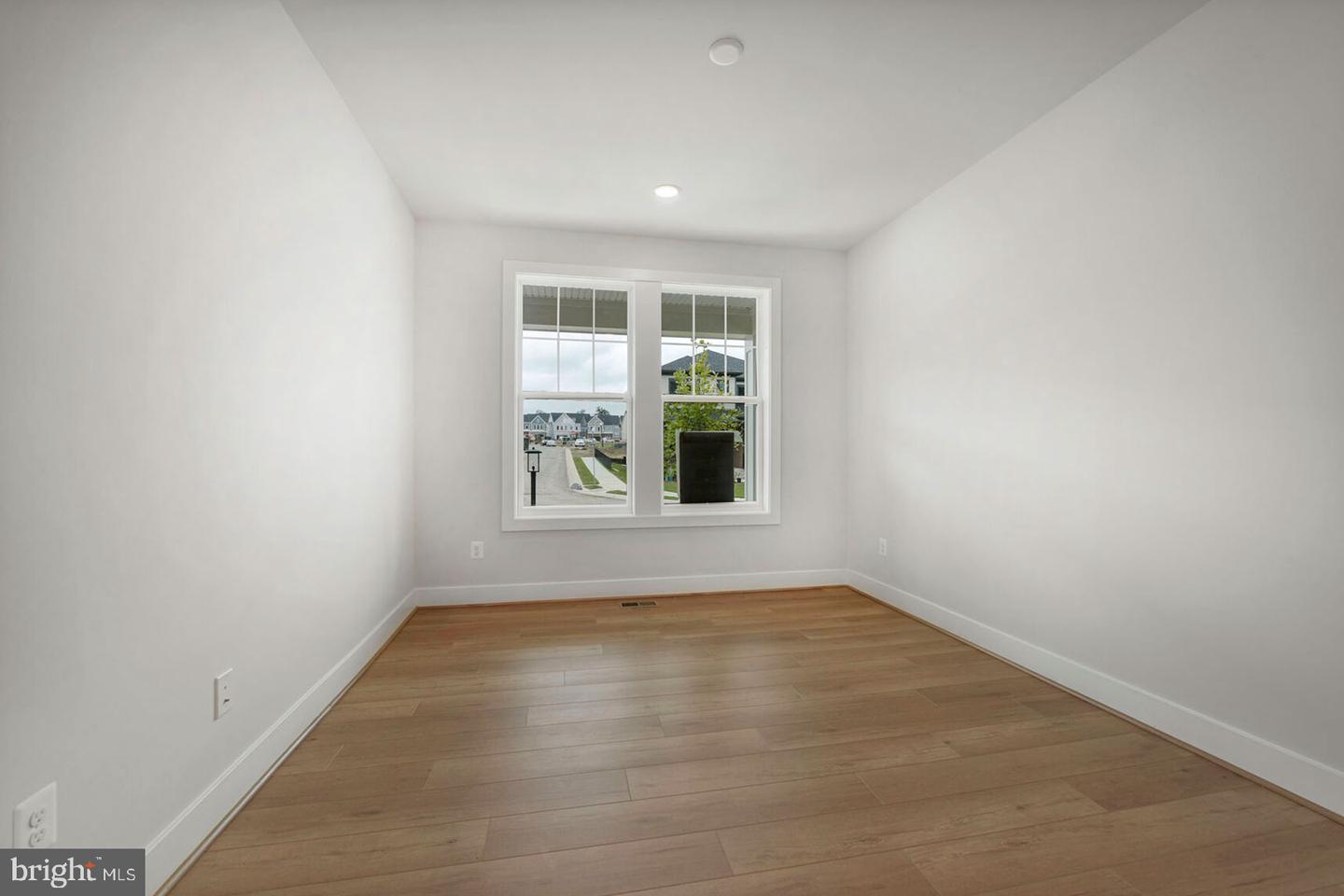 42018 NIGHT NURSE CIR, ASHBURN, Virginia 20148, 6 Bedrooms Bedrooms, ,5 BathroomsBathrooms,Residential,For sale,42018 NIGHT NURSE CIR,VALO2102430 MLS # VALO2102430