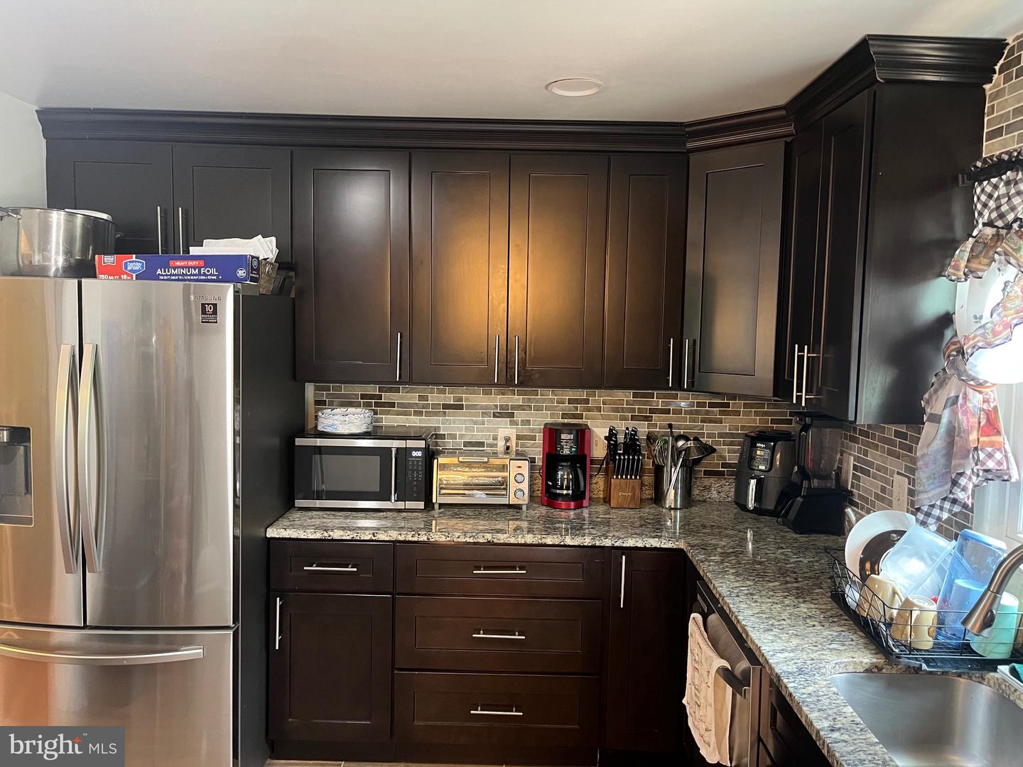4803 LOCKWOOD LN, WOODBRIDGE, Virginia 22193, 4 Bedrooms Bedrooms, 8 Rooms Rooms,3 BathroomsBathrooms,Residential,For sale,4803 LOCKWOOD LN,VAPW2099438 MLS # VAPW2099438