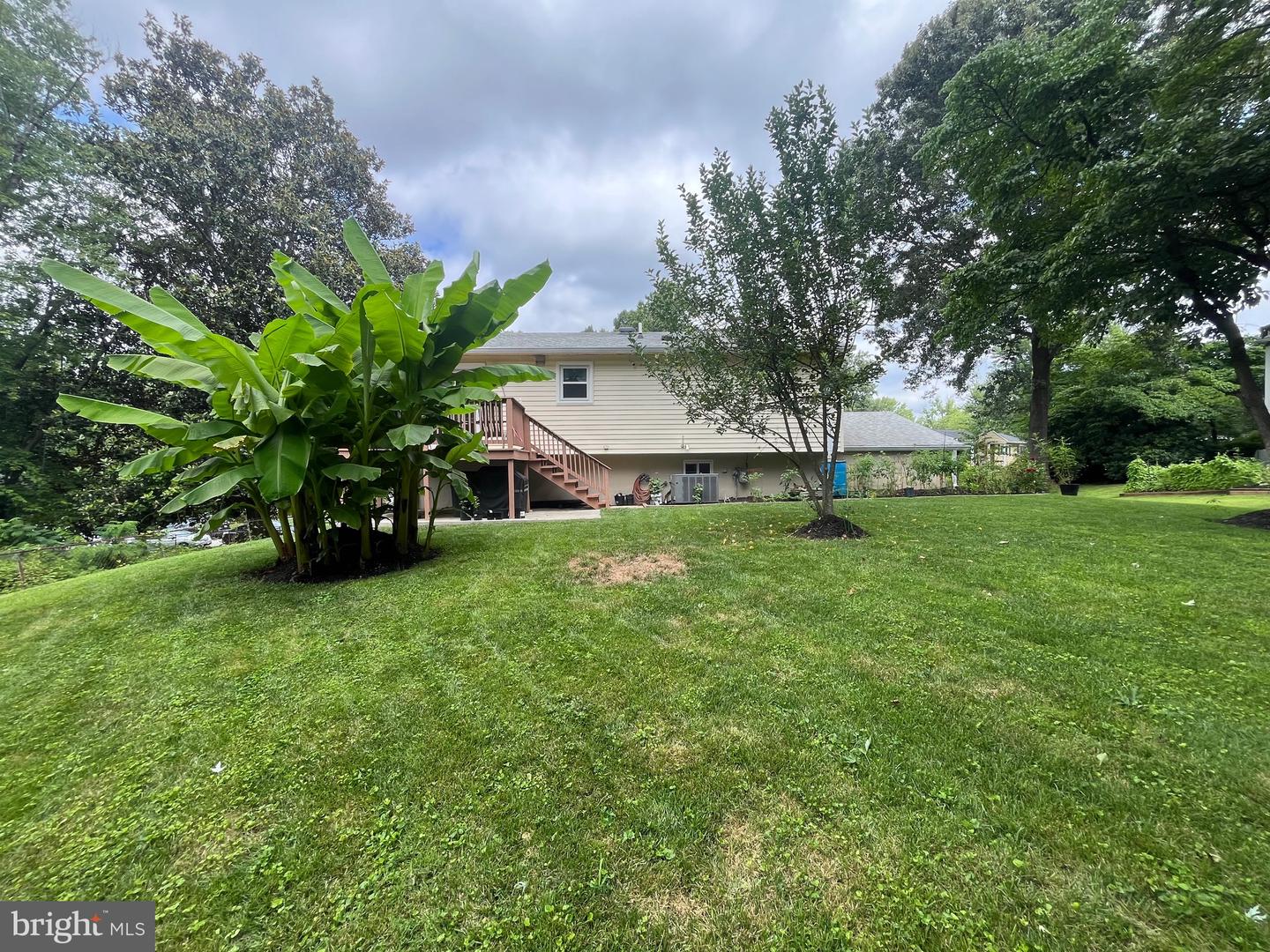 4803 LOCKWOOD LN, WOODBRIDGE, Virginia 22193, 4 Bedrooms Bedrooms, 8 Rooms Rooms,3 BathroomsBathrooms,Residential,For sale,4803 LOCKWOOD LN,VAPW2099438 MLS # VAPW2099438