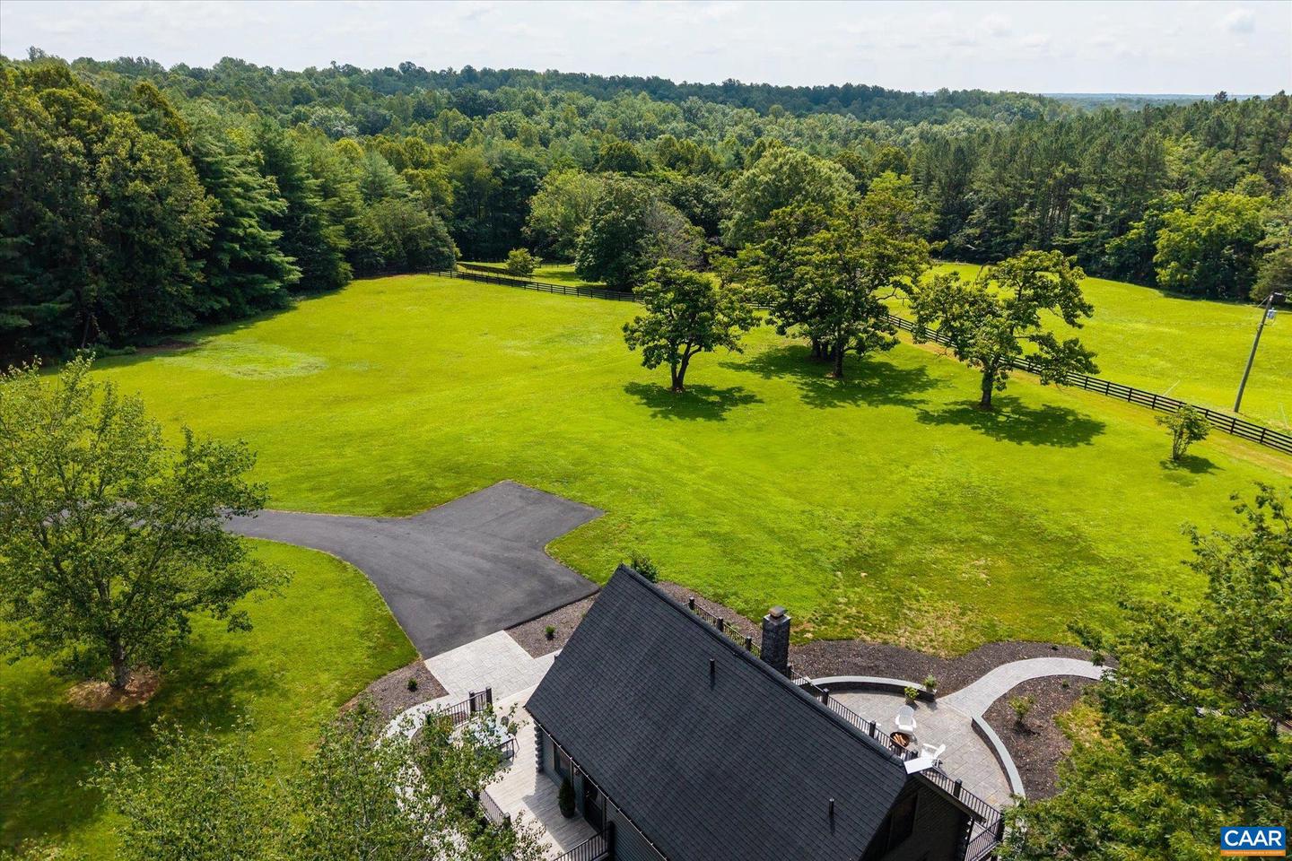3991 CARTERS MOUNTAIN RD, CHARLOTTESVILLE, Virginia 22902, 4 Bedrooms Bedrooms, ,3 BathroomsBathrooms,Residential,For sale,3991 CARTERS MOUNTAIN RD,666851 MLS # 666851